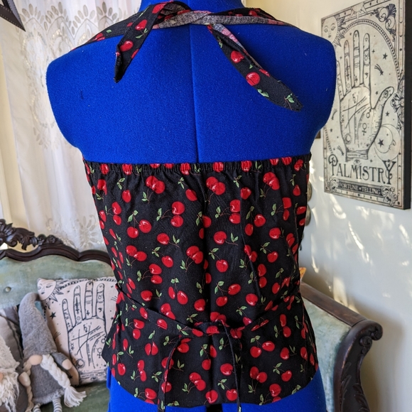 heartbreaker cherry halter top xs - Picture 4 of 5